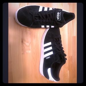 Suede Adidas Campus size 11